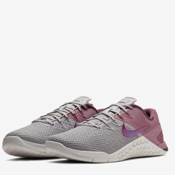 nike metcon atmosphere grey